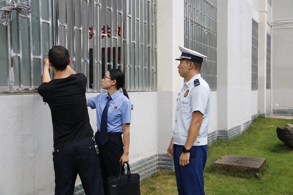 防盗窗整改后.JPG
